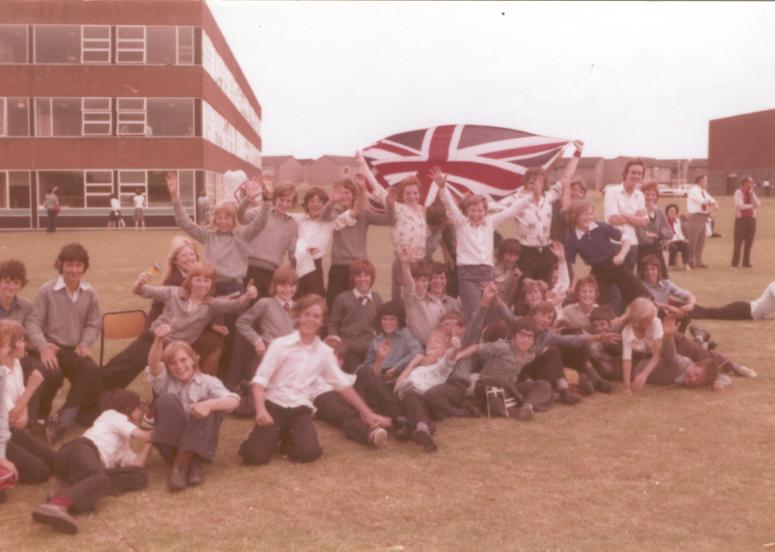  - LPS 1976 SPORTS DAY 16.jpg.opt775x552o0,0s775x552